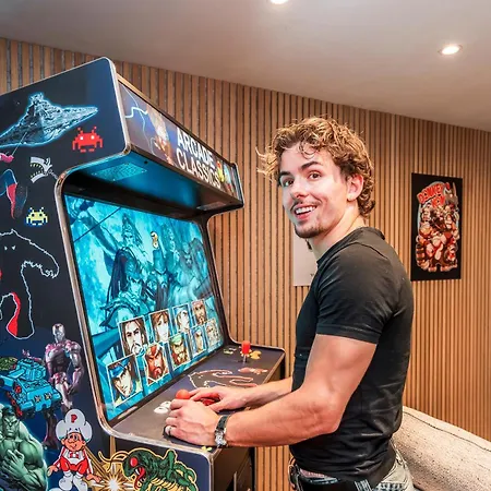 ヴィラ Twobeetwobee2 *